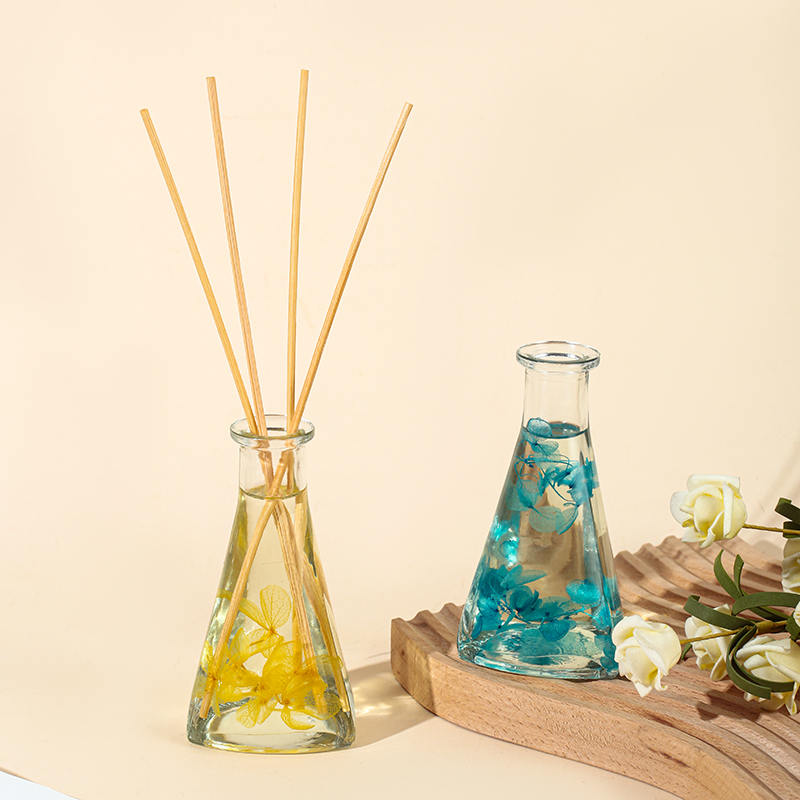 بطری مثلثی گل خشک شده انگور بدون آتش پخش کننده نی آروماتراپی داخلی