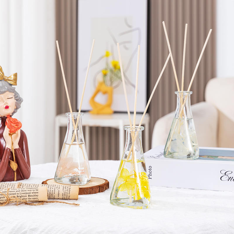 بطری مثلثی گل خشک شده انگور بدون آتش پخش کننده نی آروماتراپی داخلی