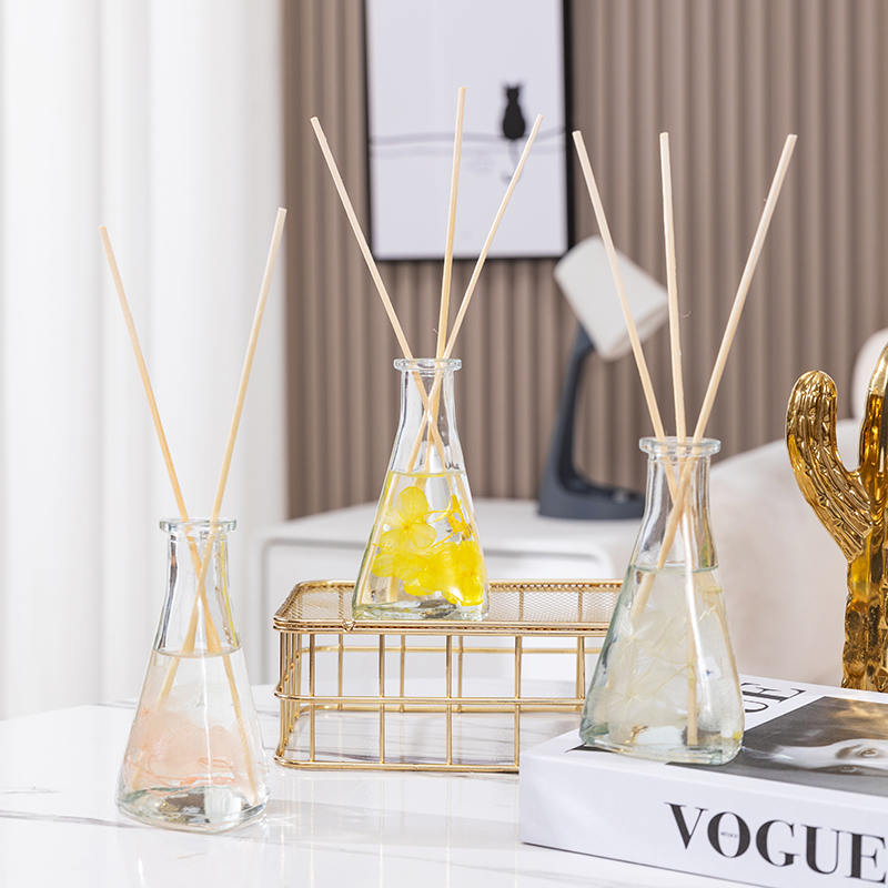 بطری مثلثی گل خشک شده انگور بدون آتش پخش کننده نی آروماتراپی داخلی