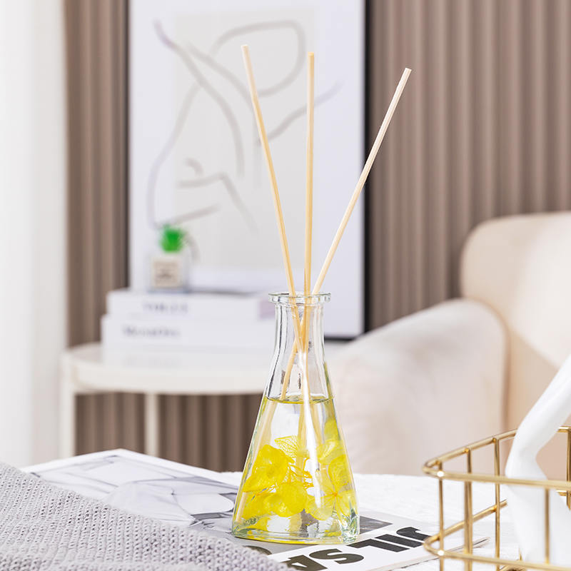 بطری مثلثی گل خشک شده انگور بدون آتش پخش کننده نی آروماتراپی داخلی