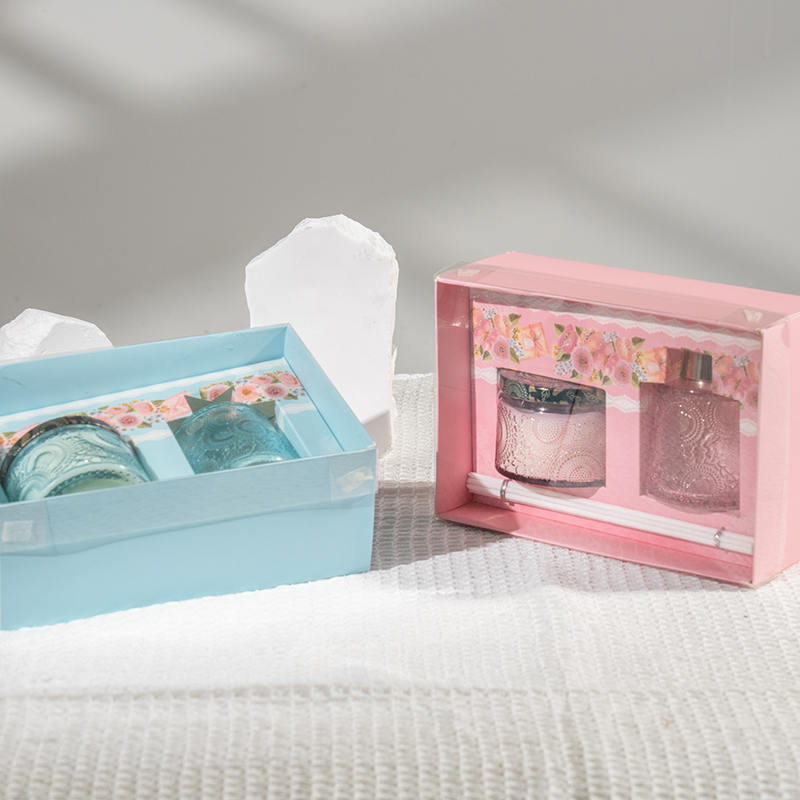 مجموعه عطر و بوی شیشه ای برازنده روز مادر - فروشنده عطر خانگی