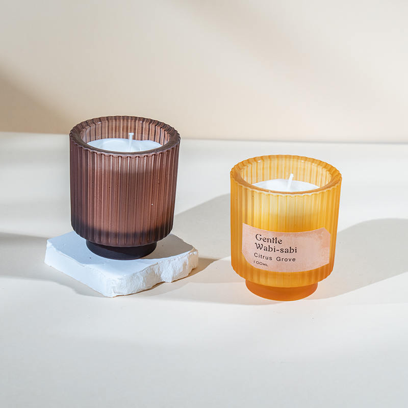 فنجان شمع گرد شیشه ای با راه راه های عمودی شمع های معطر-فروشنده شمع موم سویا اکو