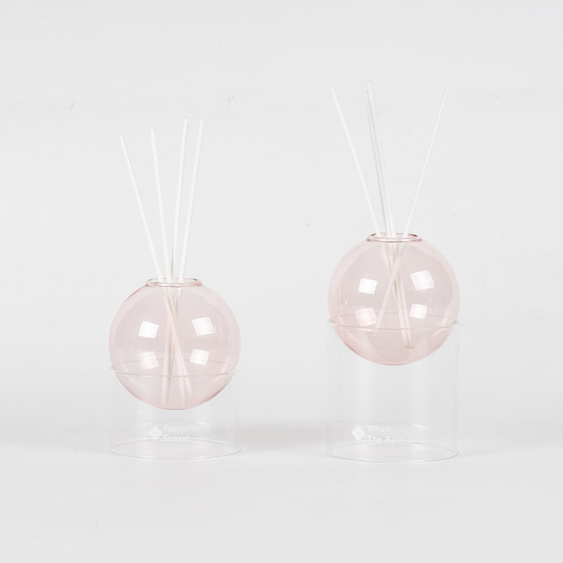 پایه شیشه ای شفاف، آروماتراپی از نوع گلوله ای نی دیفیوزر