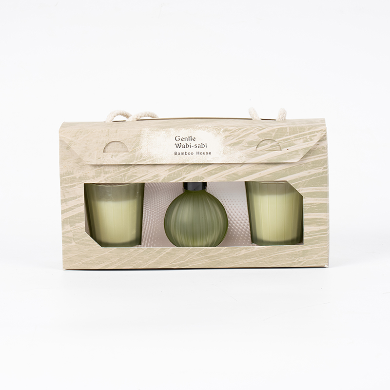 شیشه های کوچک راه راه عمودی شمع های معطر X2 بطری پخش کننده نی فرار حباب کوچک راه راه راه راه عمودی