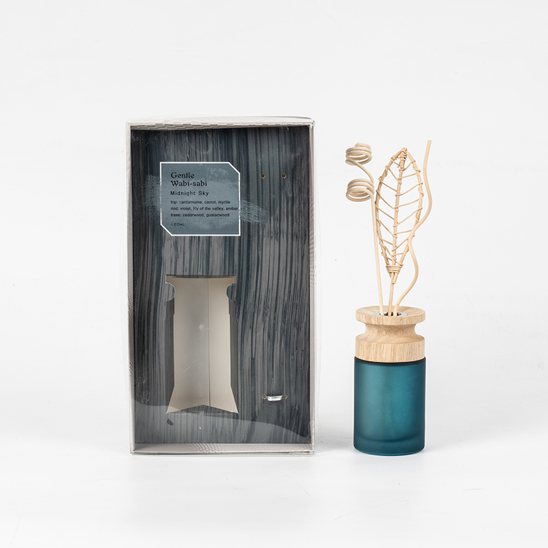 پخش کننده نی درجه یک فلاسک شیشه ای استوانه ای بالا با فروشنده پخش کننده عطر چوبی