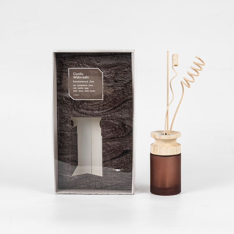 پخش کننده نی درجه یک فلاسک شیشه ای استوانه ای بالا با فروشنده پخش کننده عطر چوبی