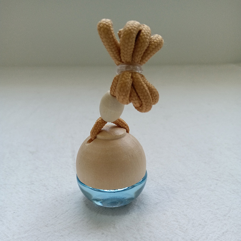 عطر گرد ماشین آویز / عطر ماشین / رایحه ماشین / خوشبو کننده آویز / بوی ماشین / عطر خوشبو کننده ماشین / Car Fresh