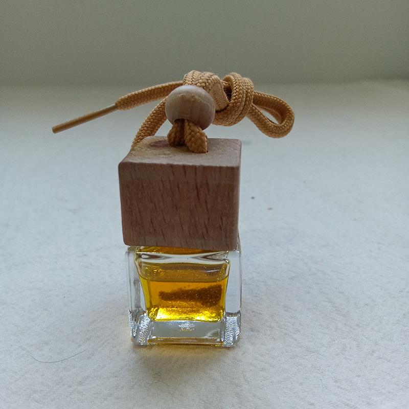 پخش کننده خوشبو کننده خودرو مربع آویزان / خوشبو کننده بطری خودرو / پخش کننده عطر خودرو